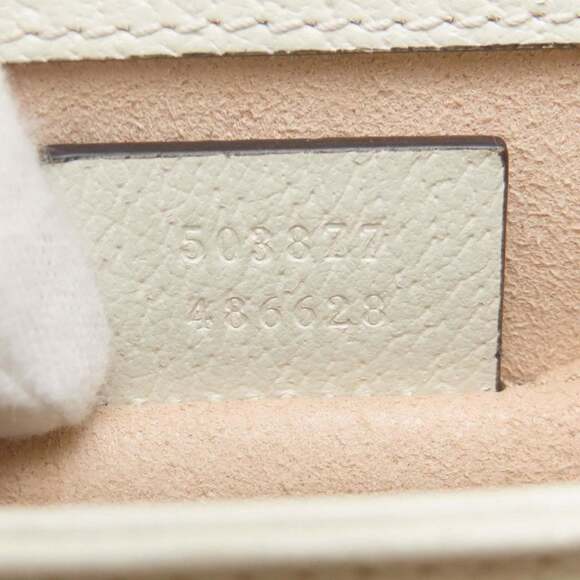 GUCCI White Leather Shoulder Bag - Picture 7 of 16